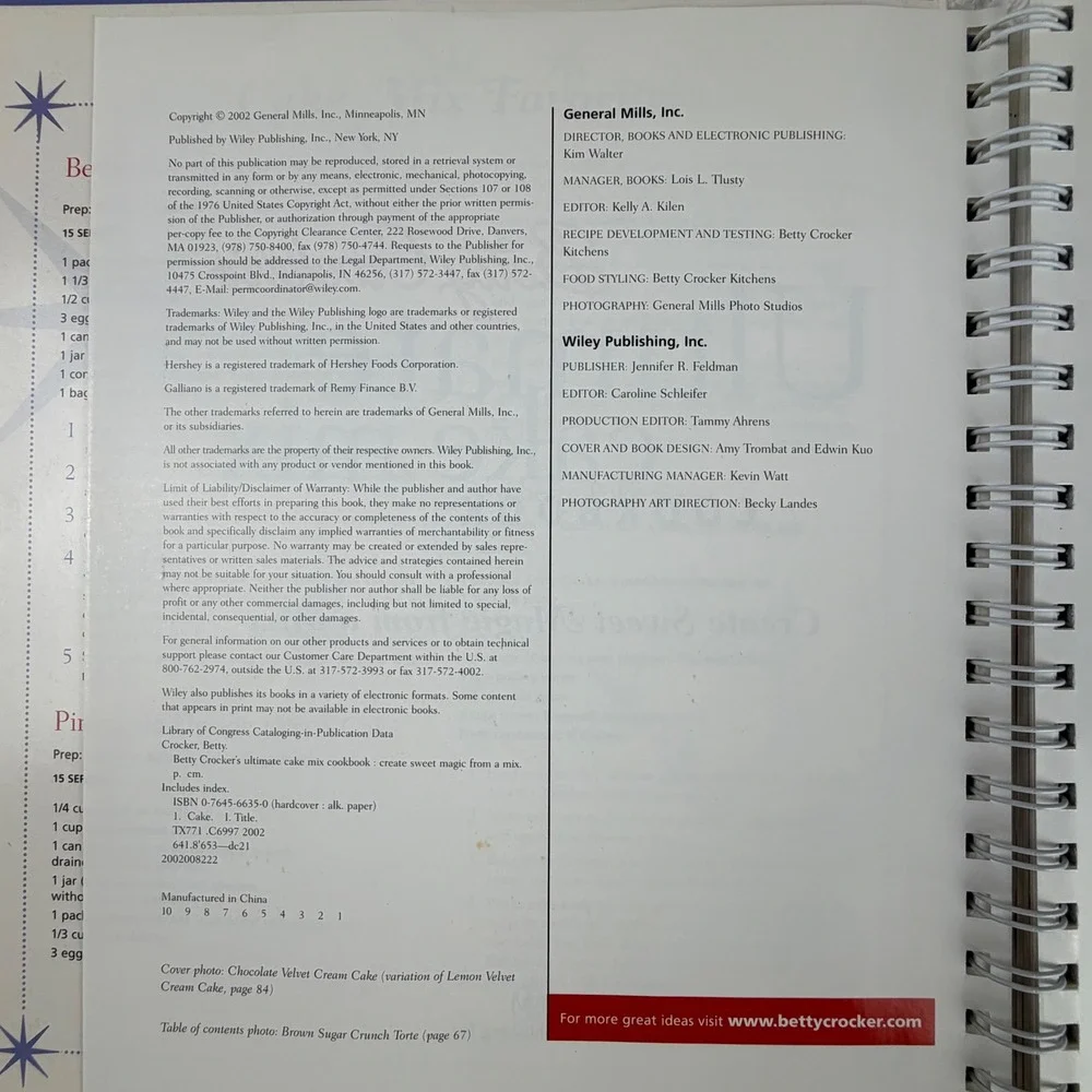 Betty Crocker Ultimate Cake Mix Cookbook 2002 Spiral Hardcover 0764566350